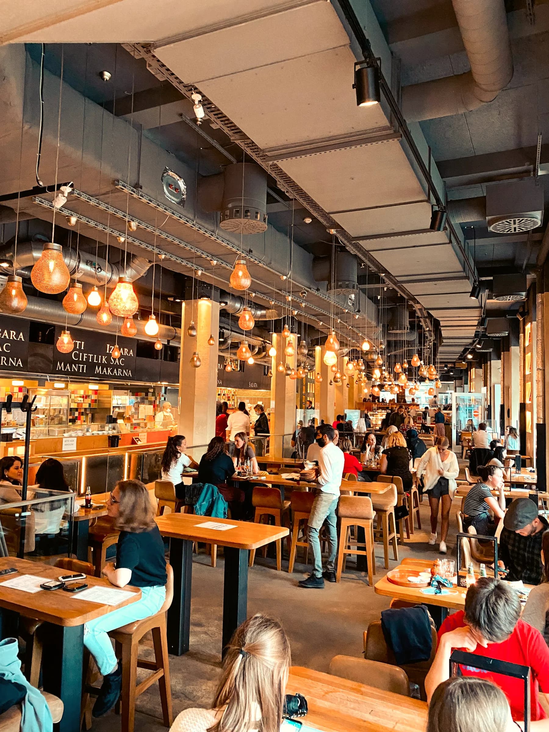 A full restaurant on a busy night